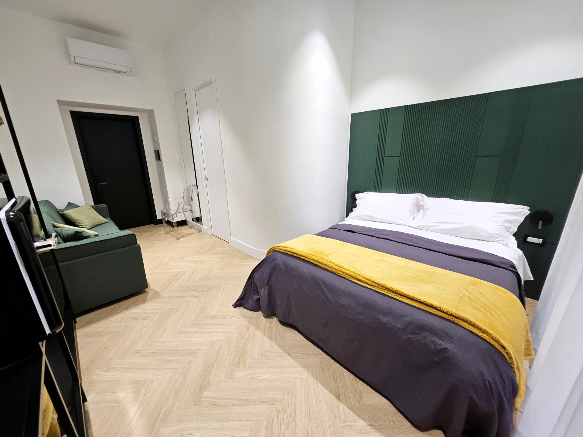 Camera Quadrupla Luxury Verde